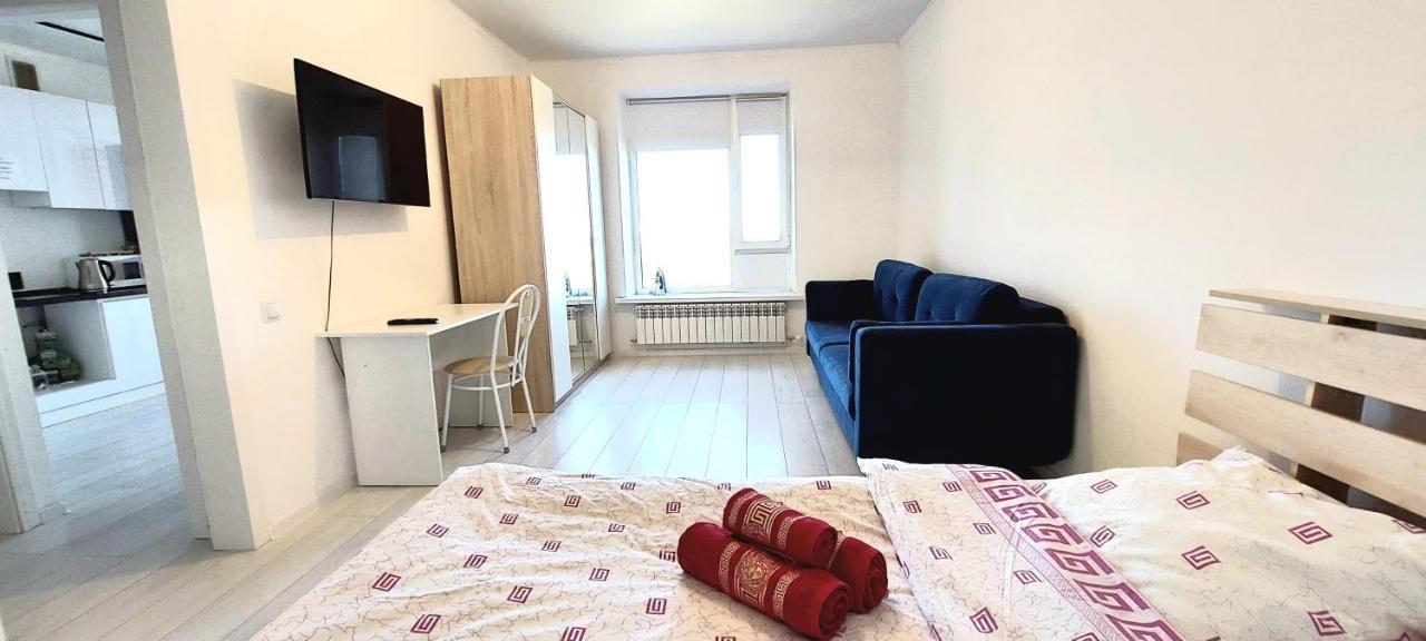 Аэропорт 10 Минут Apartman Asztana Kültér fotó