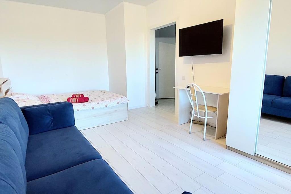 Аэропорт 10 Минут Apartman Asztana Kültér fotó